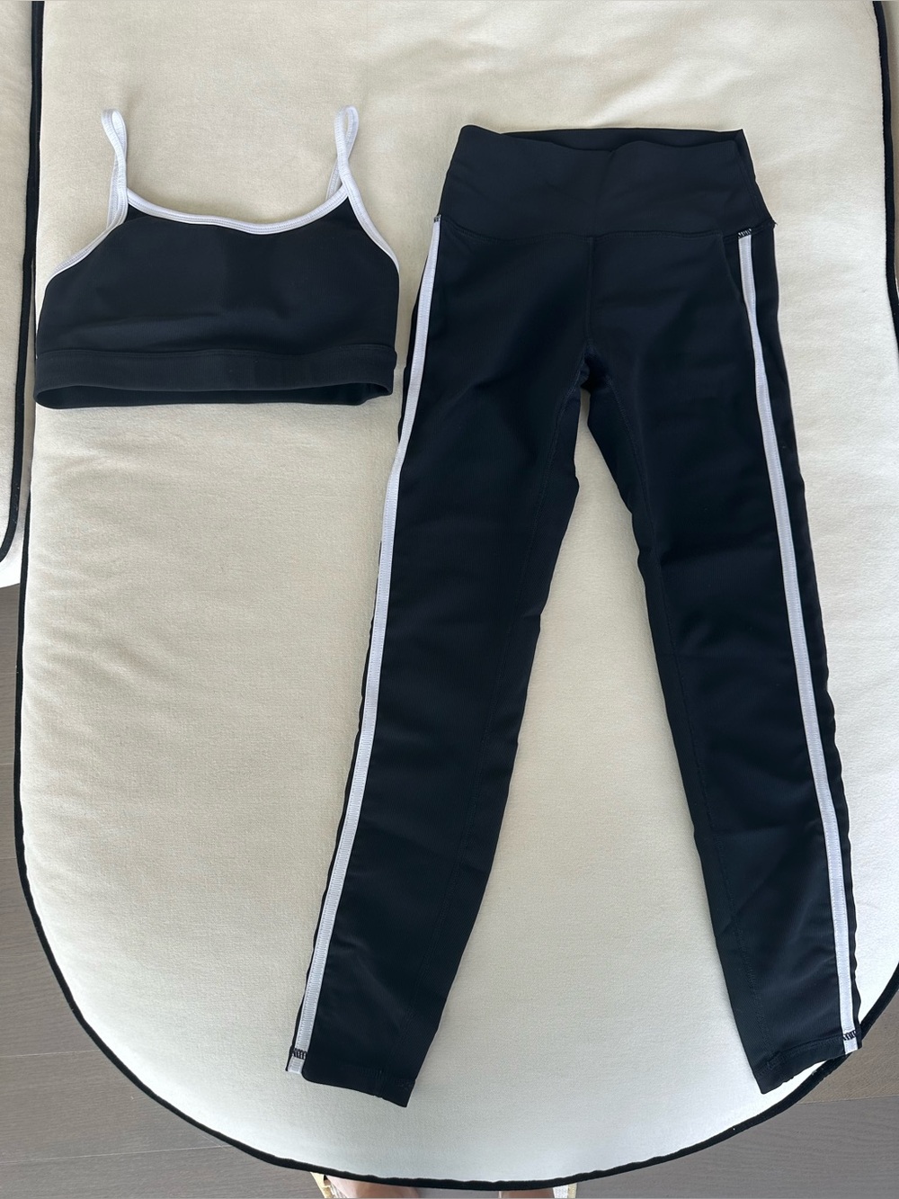 FIRST DIVISION Black Athletic set